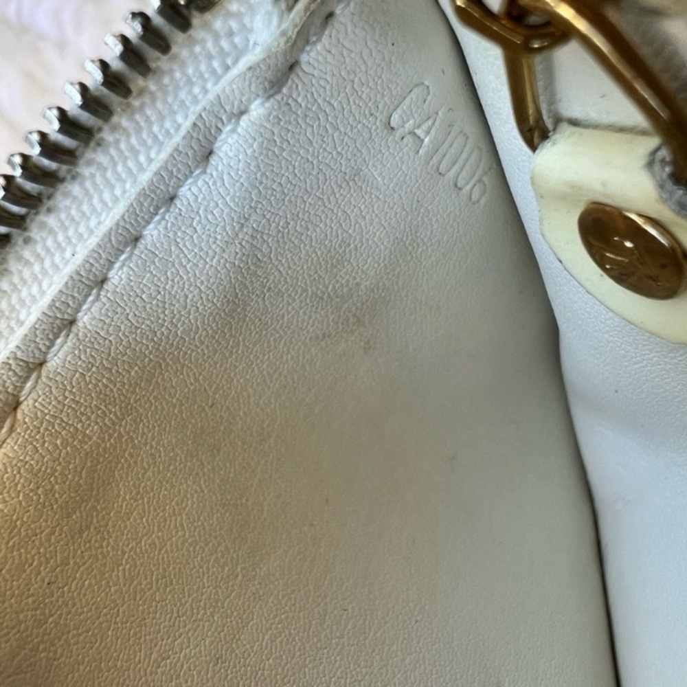 Louis Vuitton Cream Vernis Key and Cardholder (CA1006) All Inclusive - Picture 8 of 8